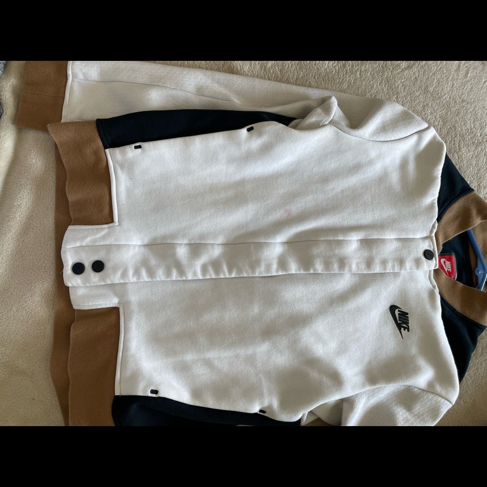 nike white black and brown coat